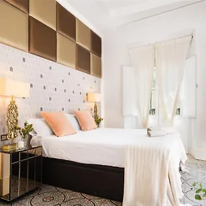 https://magdalena-premium-suites.es-andalucia.com